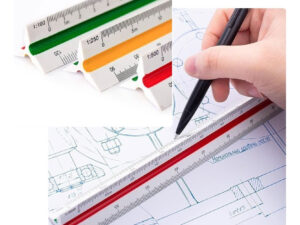 Escalimetro Plastico / Marca Hand / 30cm